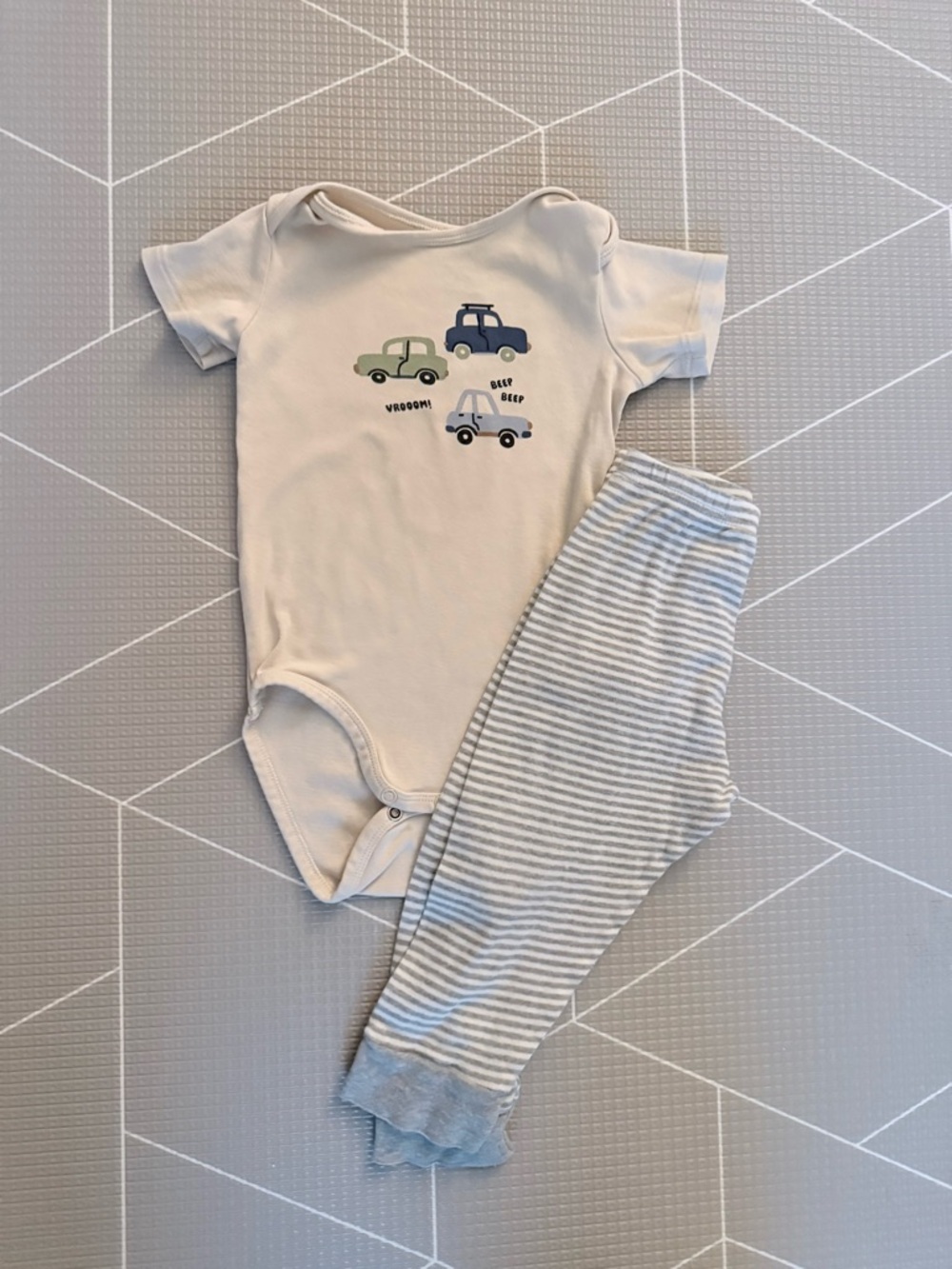 H&M|Baby/toddler gender neutral set,Cream Organic Cotton Bodysuit & stripe pants